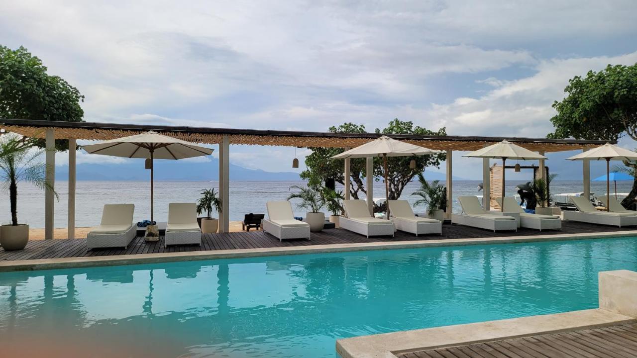 Amp Beach House Toyapakeh Exterior foto