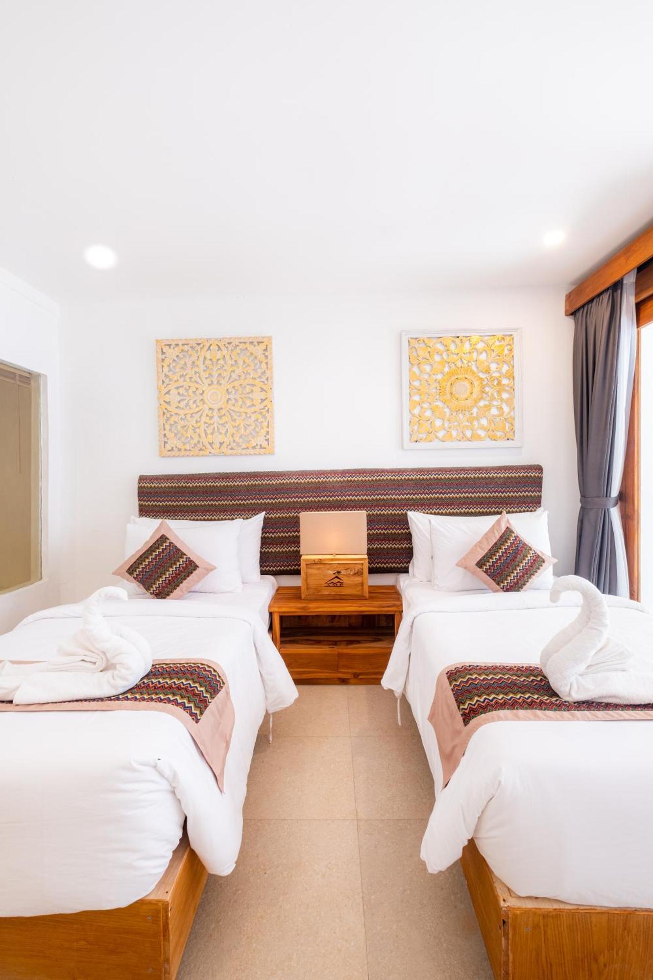 Amp Beach House Toyapakeh Quarto foto